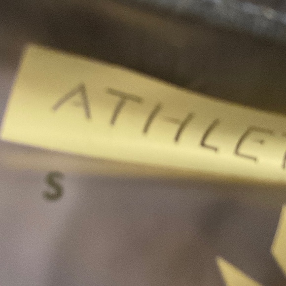 Athleta exercise tank with built in shelf bra size small, bluish purple - Picture 4 of 4